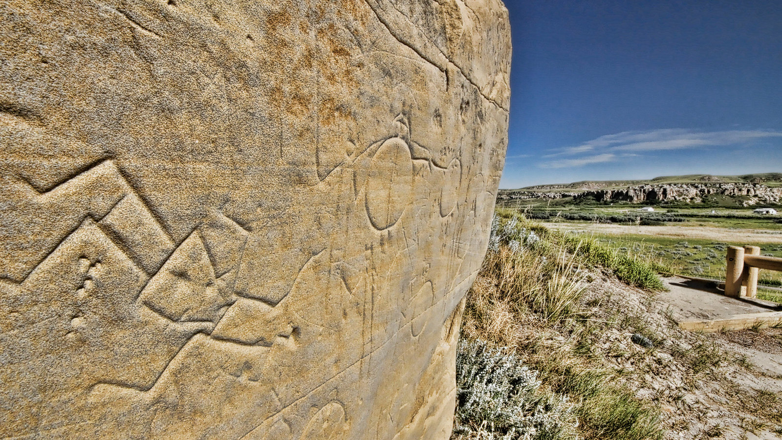 Writing-on-Stone rock art
